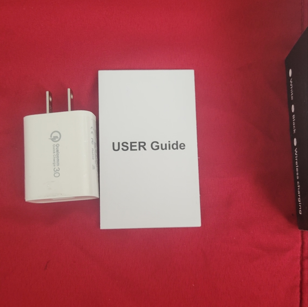 Multi-Functional Wireless Charging Dock - Picture 7 of 8
